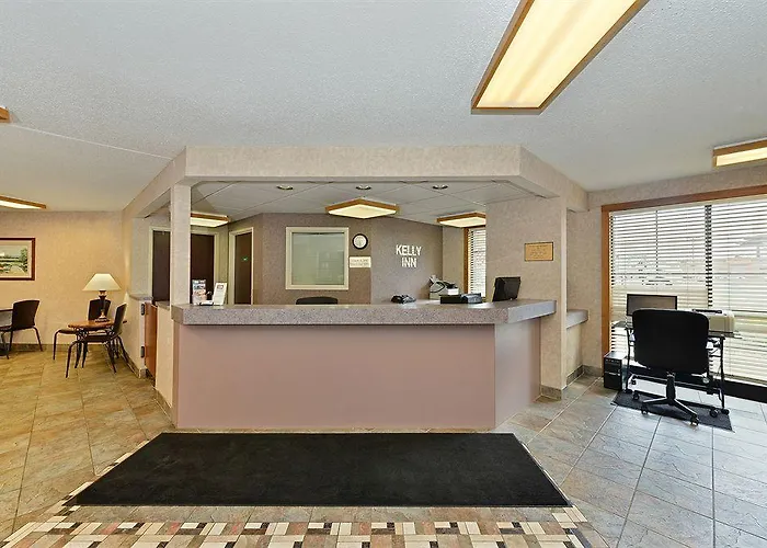 Hotel Kelly 13th Avenue 2*